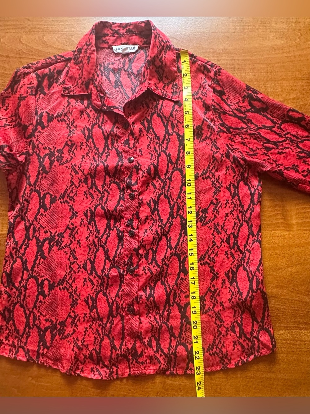 Lily Star•snake print long-sleeve button-down blouse•small•polyester•red & black - Picture 9 of 16